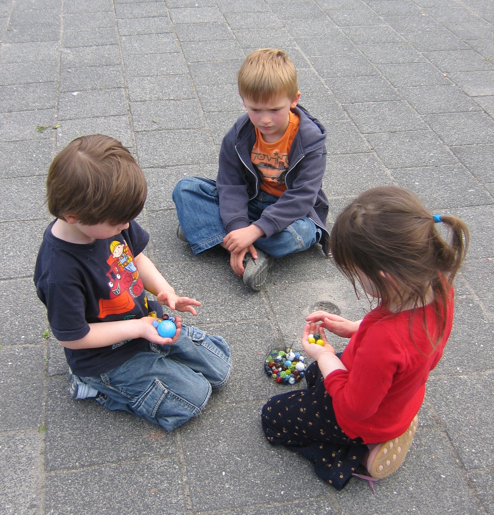 Hainbeste maite zuten Piaget…